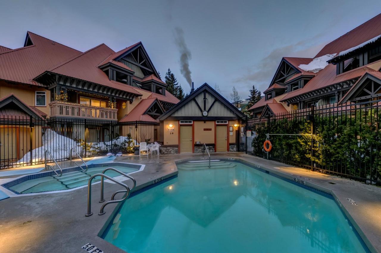 Sunpath Retreat- Convenience Meets Comfort & Style Whistler Exterior photo